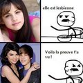 Selena ! :0